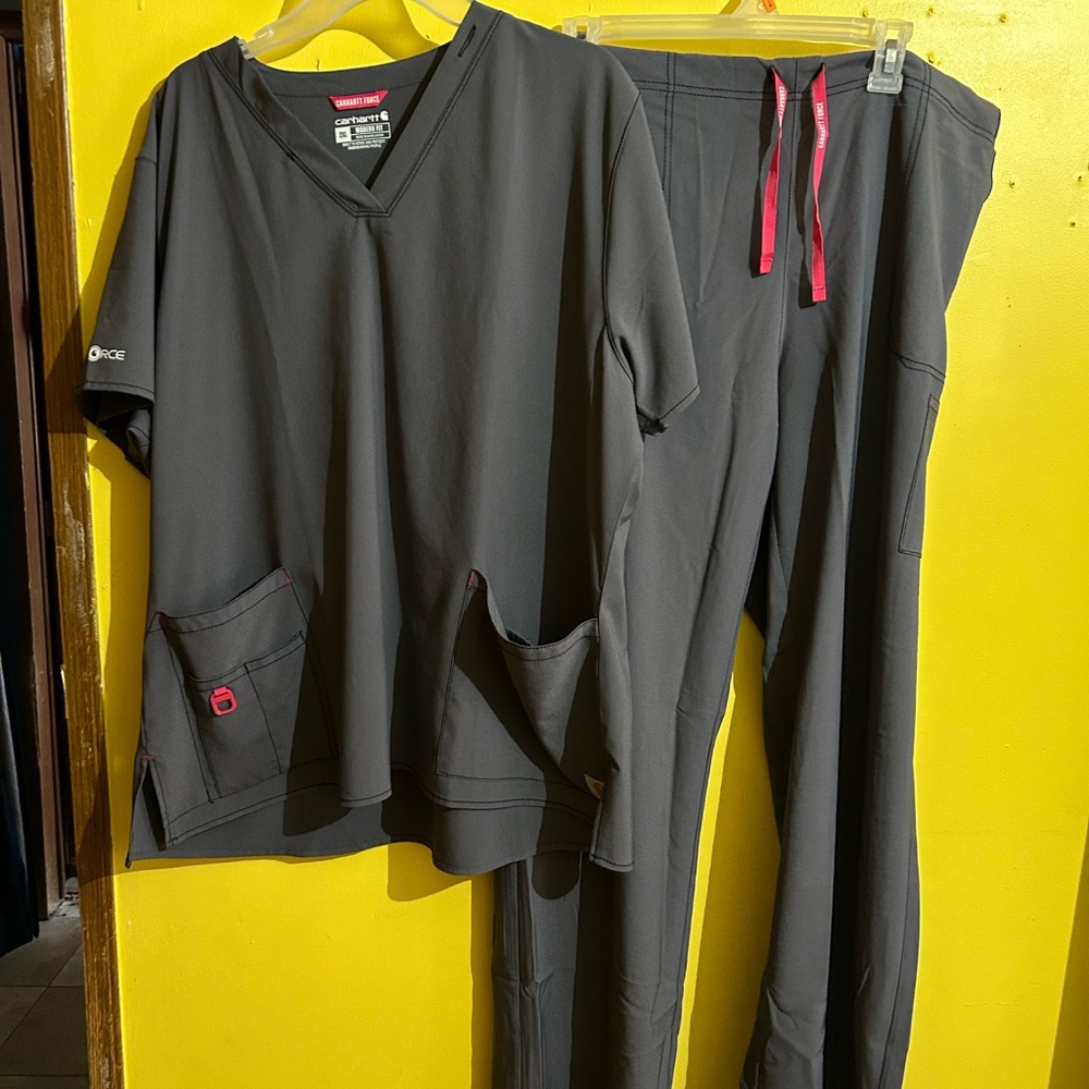 Carhartt Women's Gray Scrub Set with Pink Accents